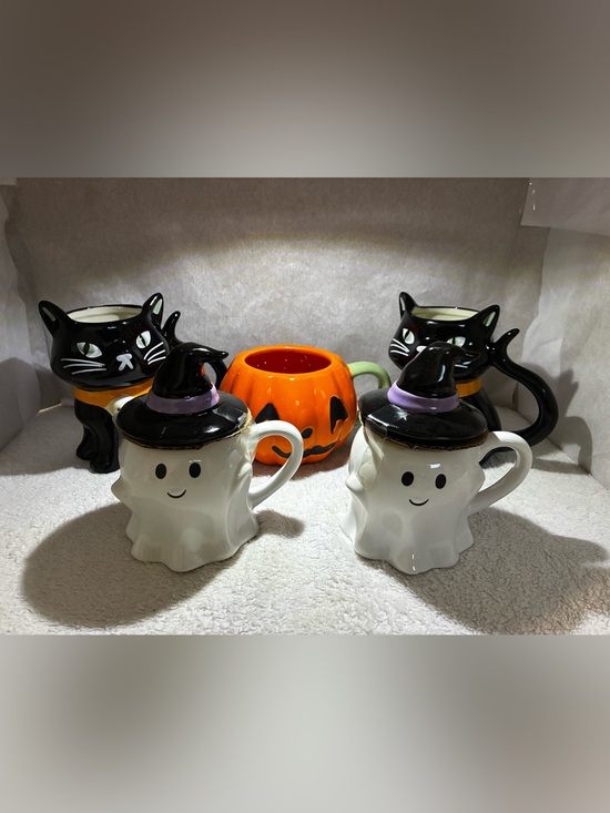 Other - Hyde&eek Halloween Ceramic Ghost and Pumpkin Mug Set - White and Orange
